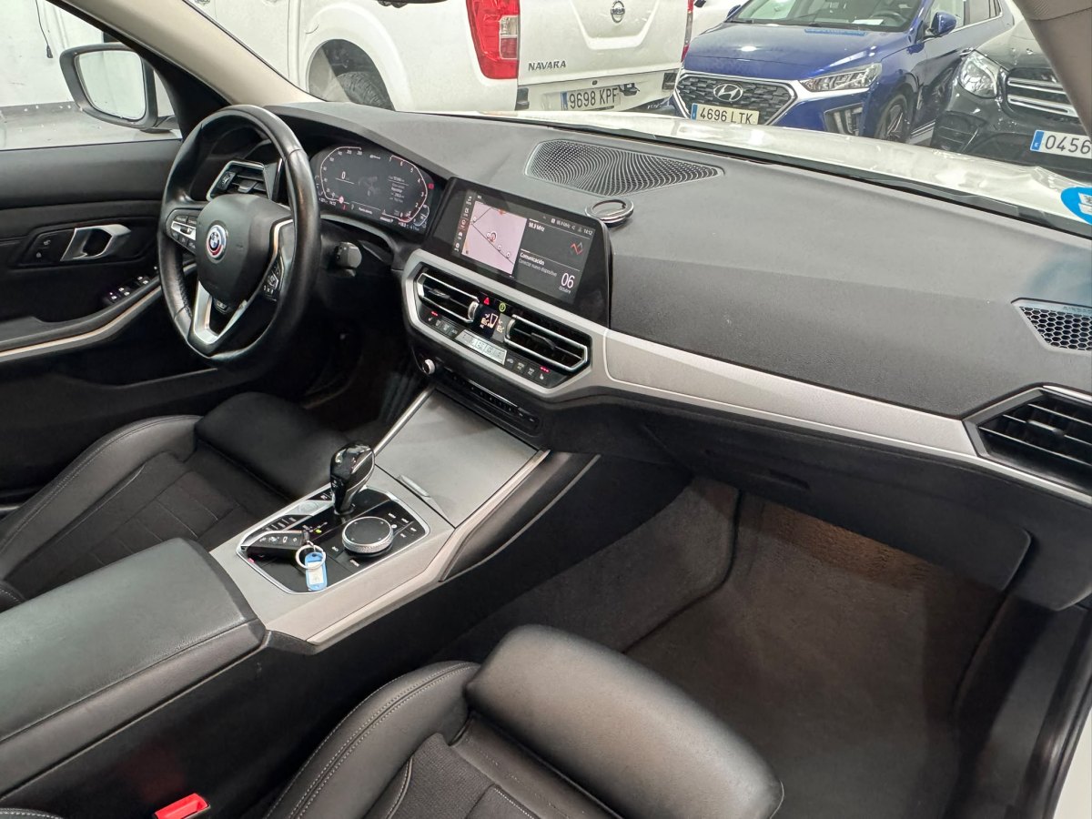 BMW 3 serie 2.0 Automático 292 CV 330e