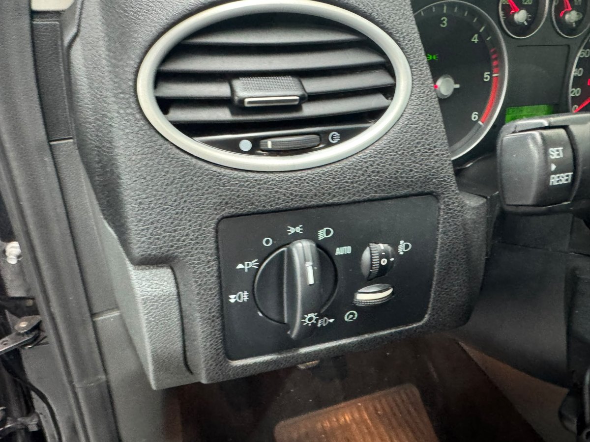 Ford Focus 2.0 136 CV