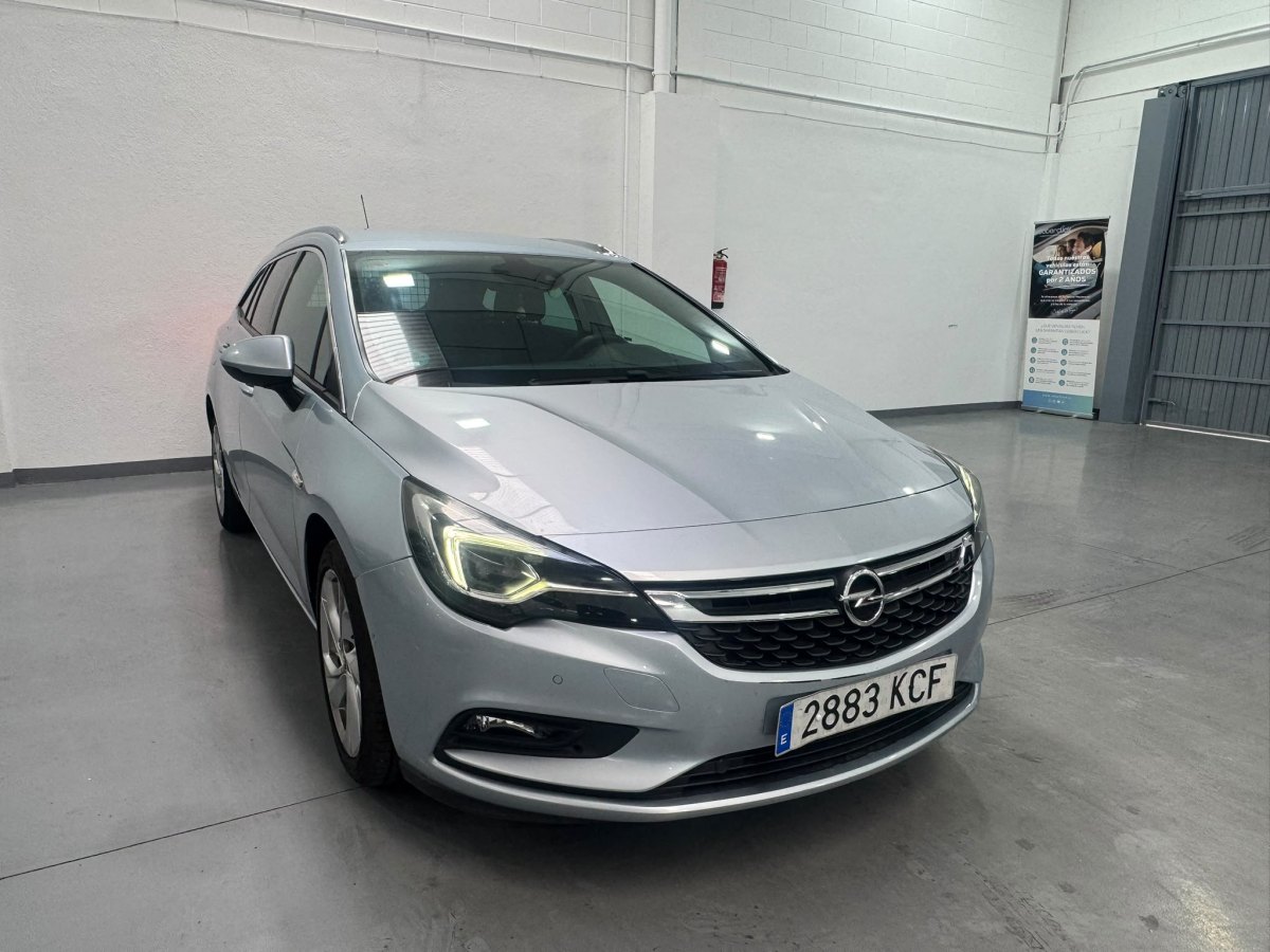 Opel Astra 1.4 T 150 CV Opel Astra K