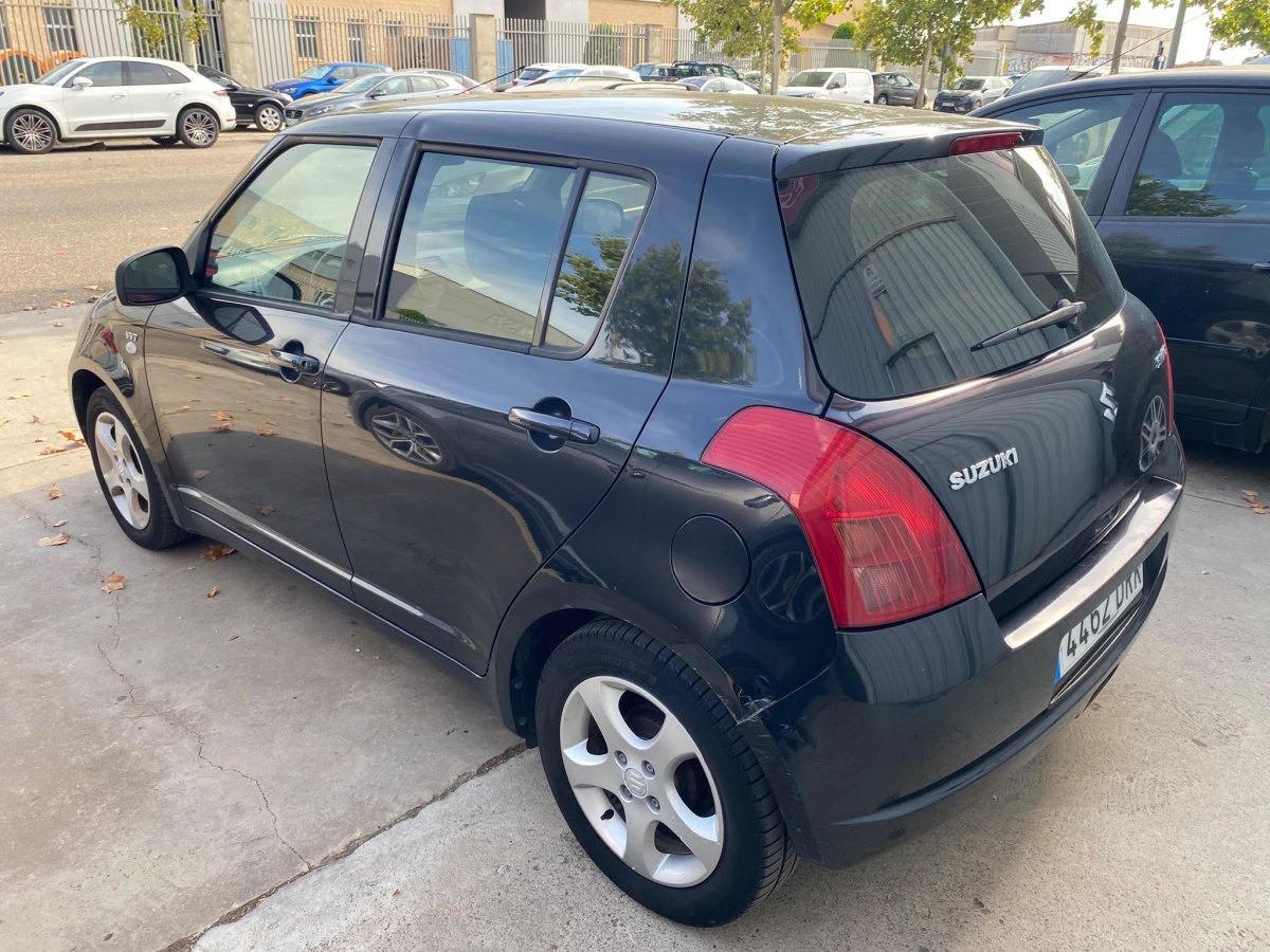 Suzuki Swift 1.5 102 CV