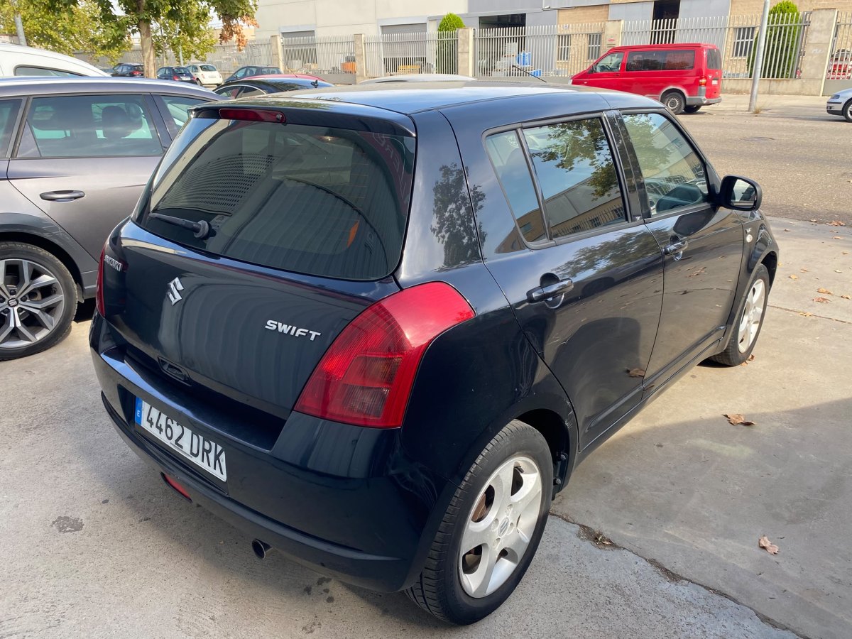 Suzuki Swift 1.5 102 CV