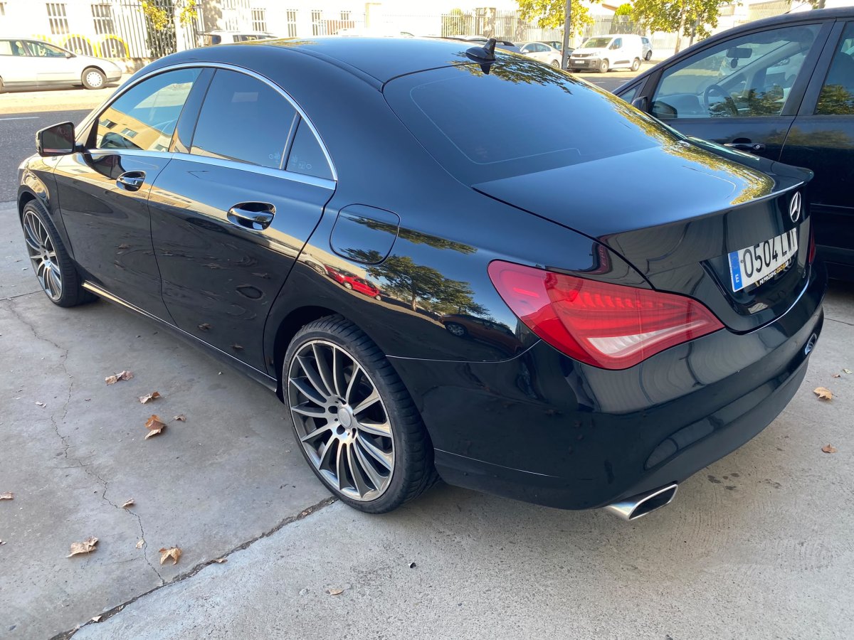 Mercedes-Benz CLA 200 163 CV
