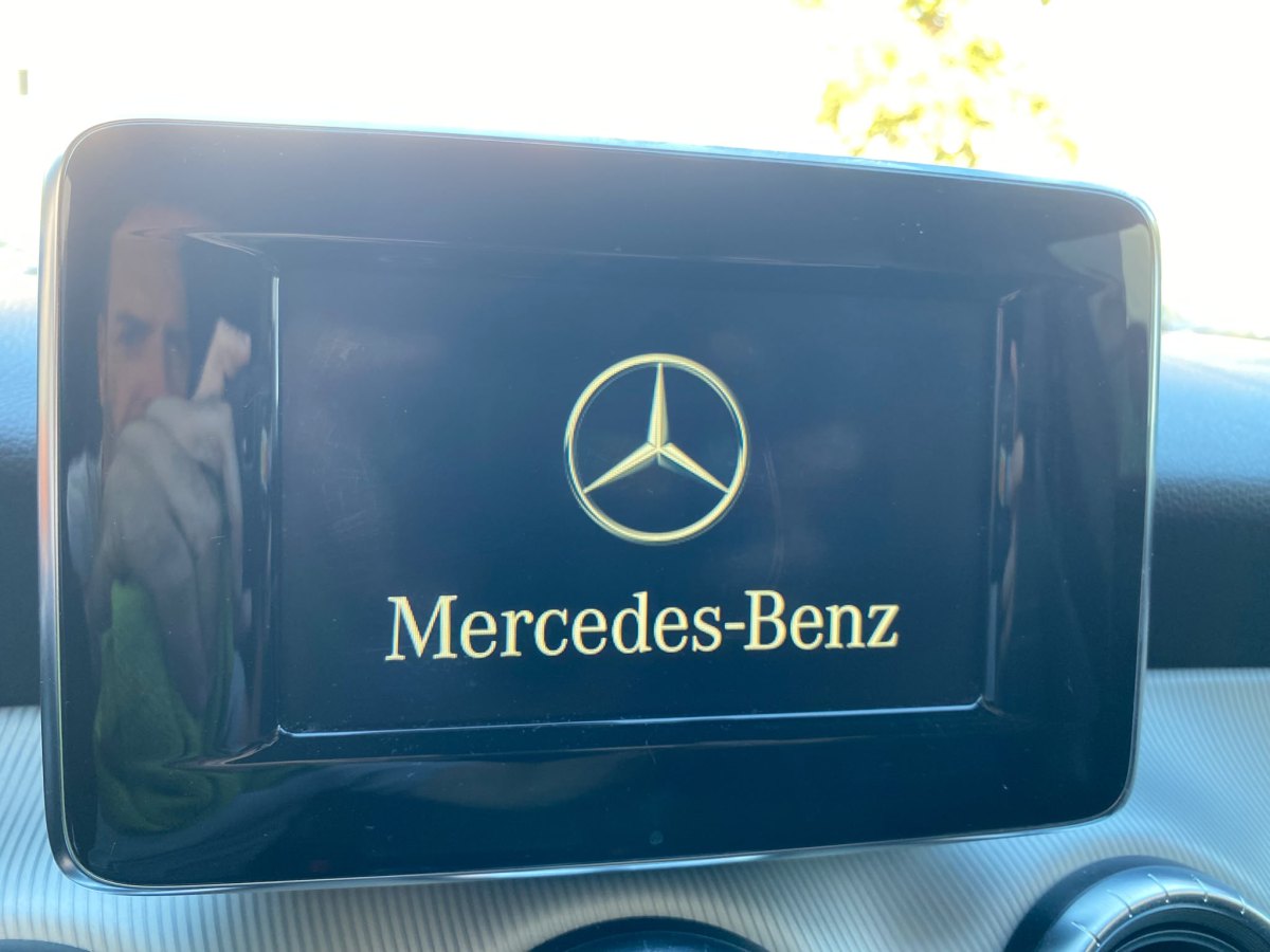 Mercedes-Benz CLA 200 163 CV
