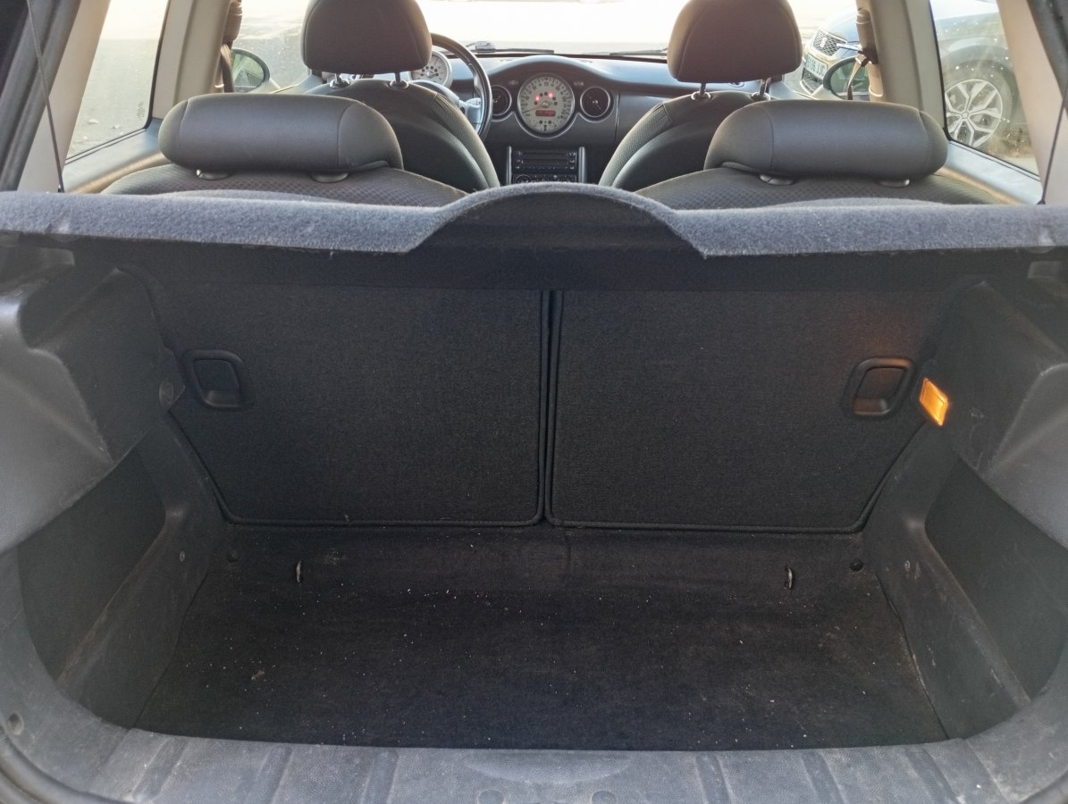 Mini Cooper 1.6 116 CV
