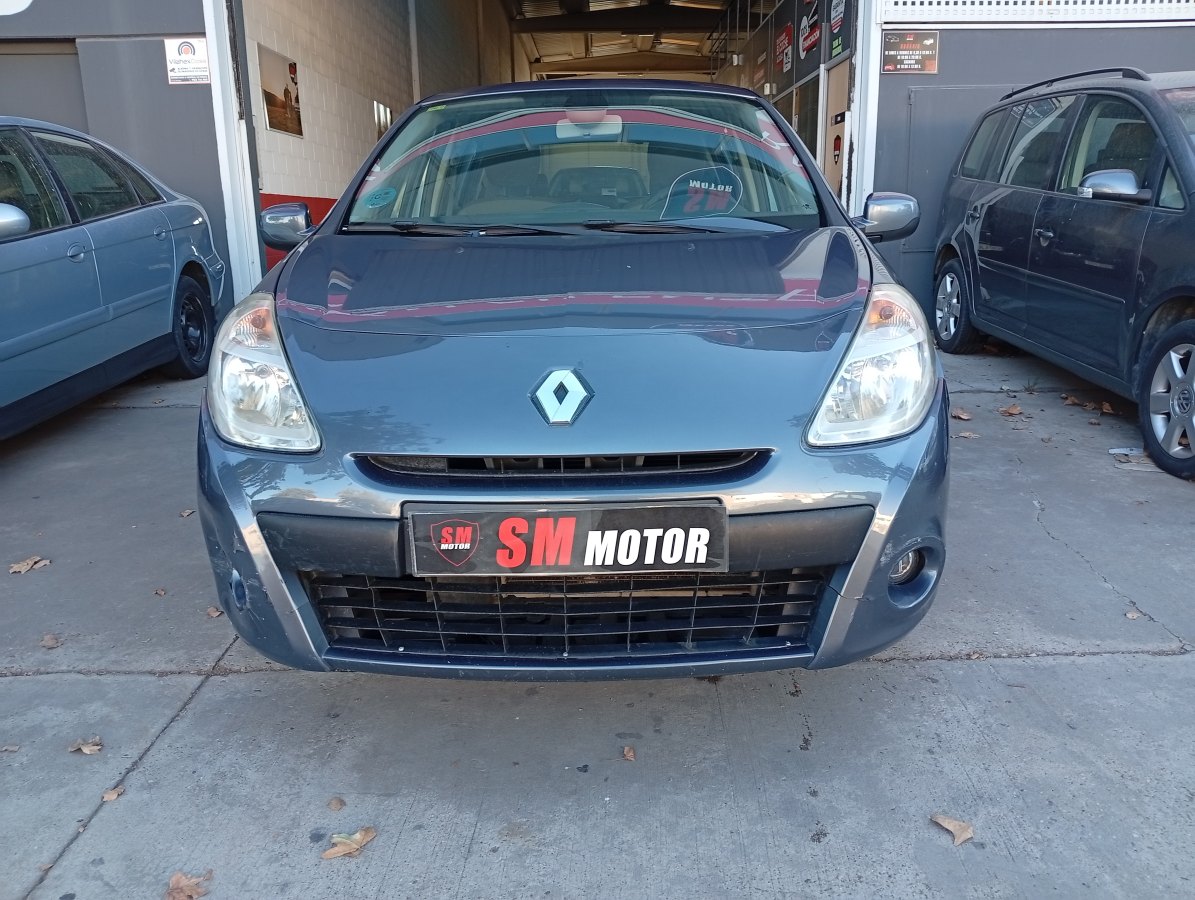 Renault Clio 1.2 75 CV