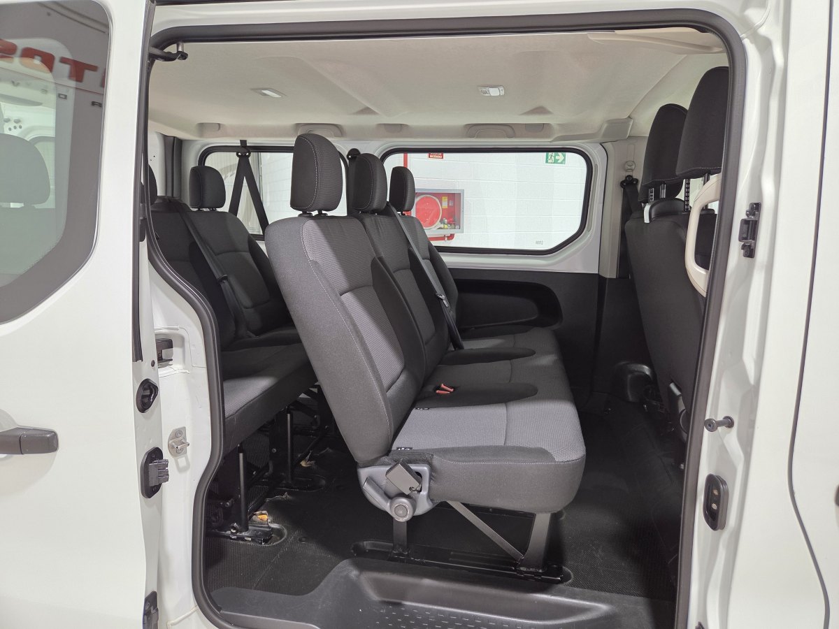 Renault Trafic RENAULT TRAFIC Combi 9 Energy Blue dCi 81 kW (110CV) 9 PLAZAS