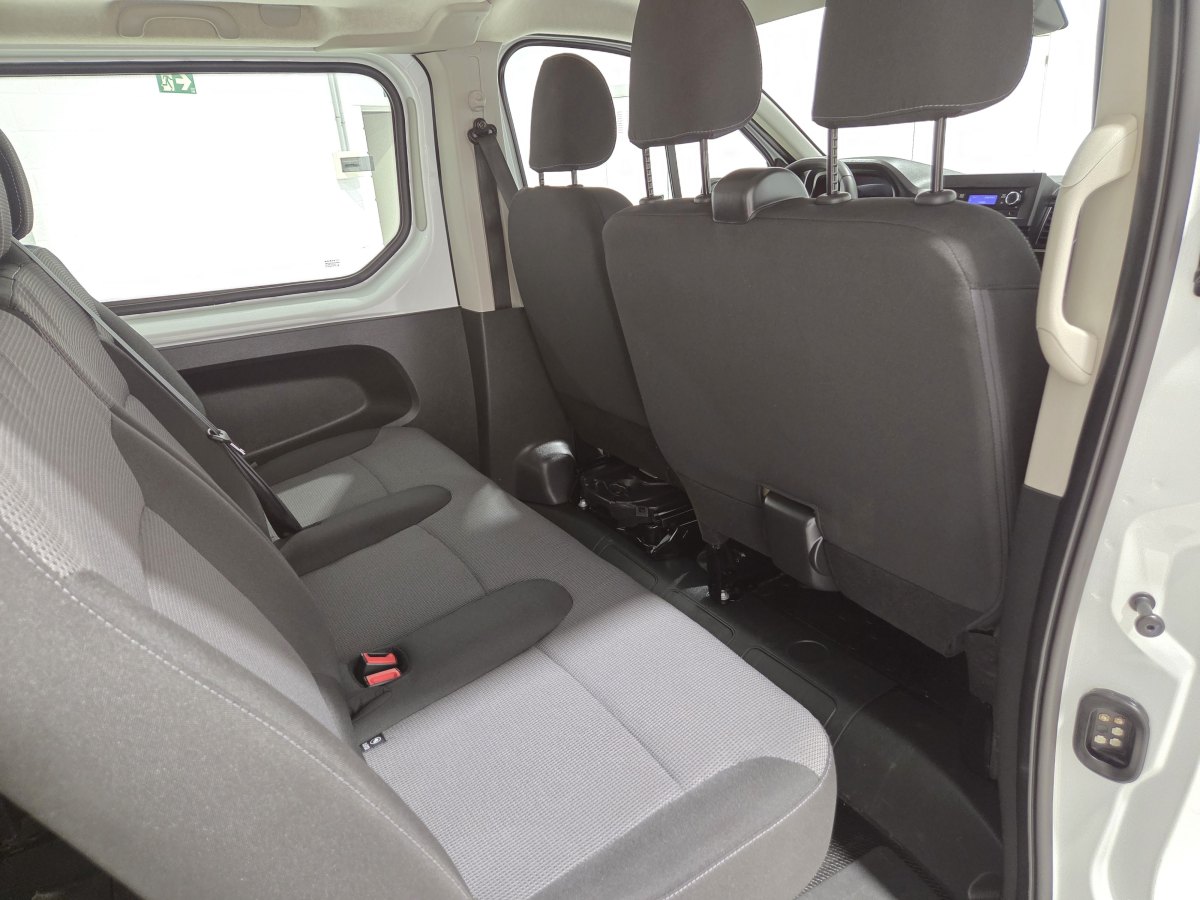 Renault Trafic RENAULT TRAFIC Combi 9 Energy Blue dCi 81 kW (110CV) 9 PLAZAS