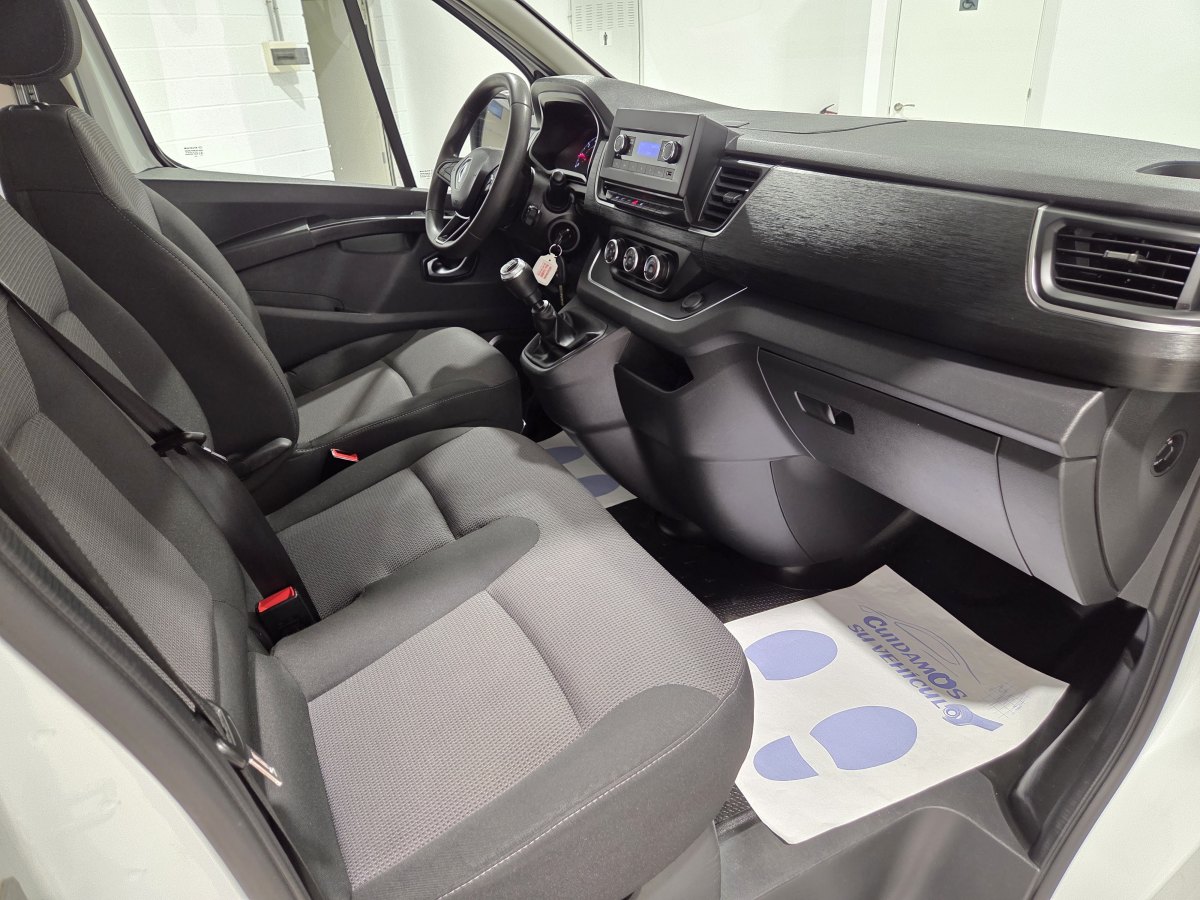Renault Trafic RENAULT TRAFIC Combi 9 Energy Blue dCi 81 kW (110CV) 9 PLAZAS