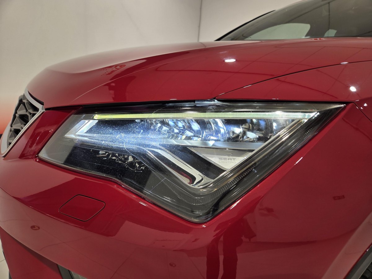 SEAT Ateca SEAT ATECA 1.4 ecoTSI GASOLINA 150CV 4DRIVE 4X4  XCELLENCE TECHO SOLAR