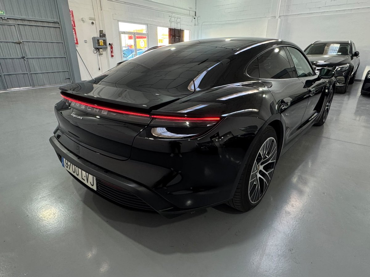 Porsche Taycan Automático 476 CV Taycan