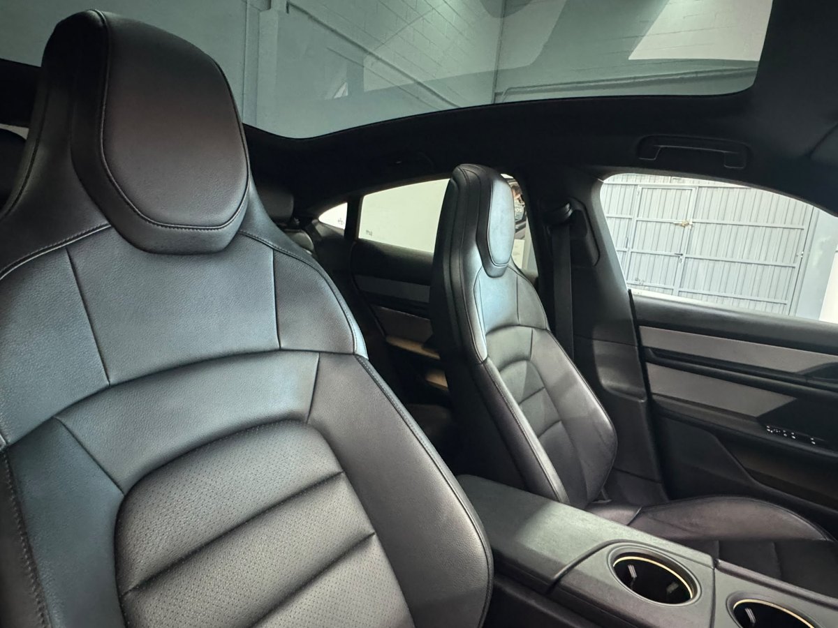 Porsche Taycan Automático 476 CV Taycan