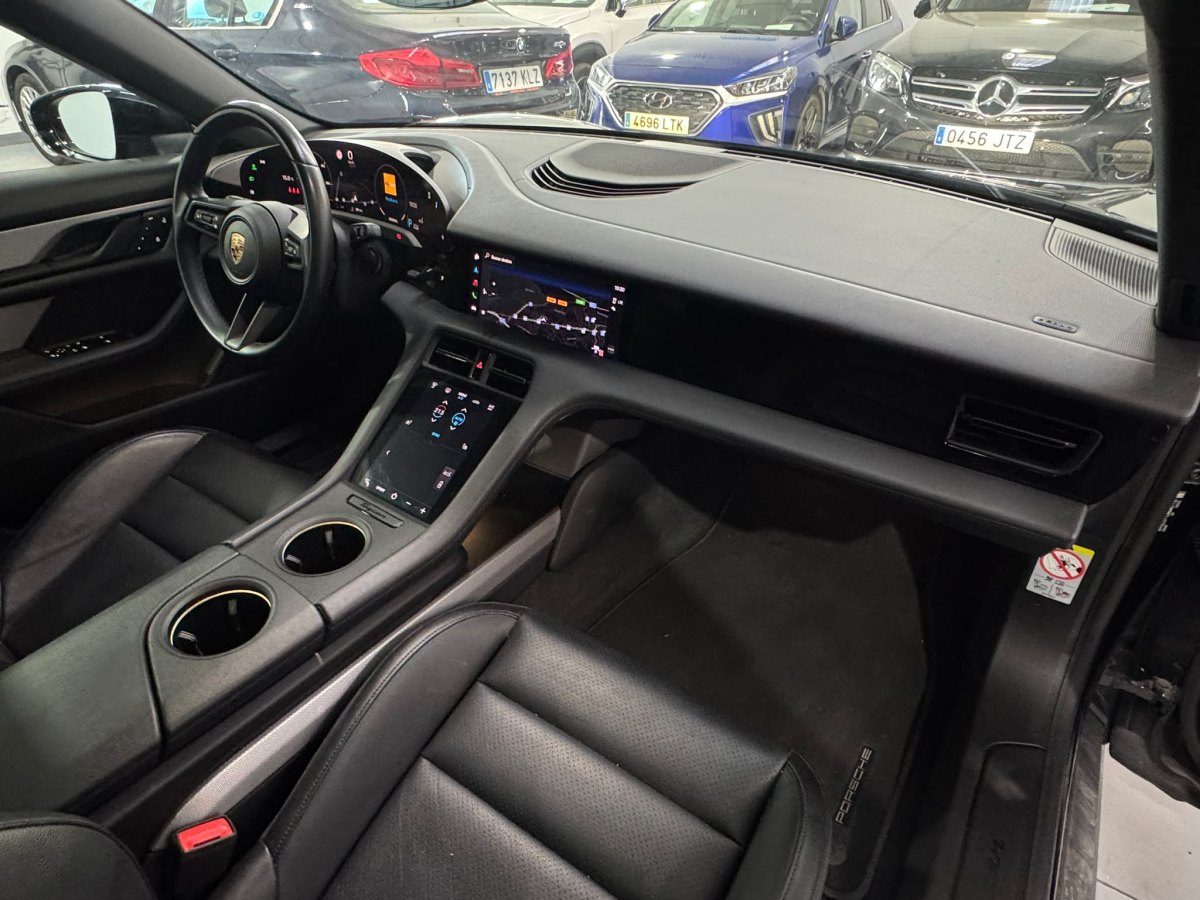 Porsche Taycan Automático 476 CV Taycan