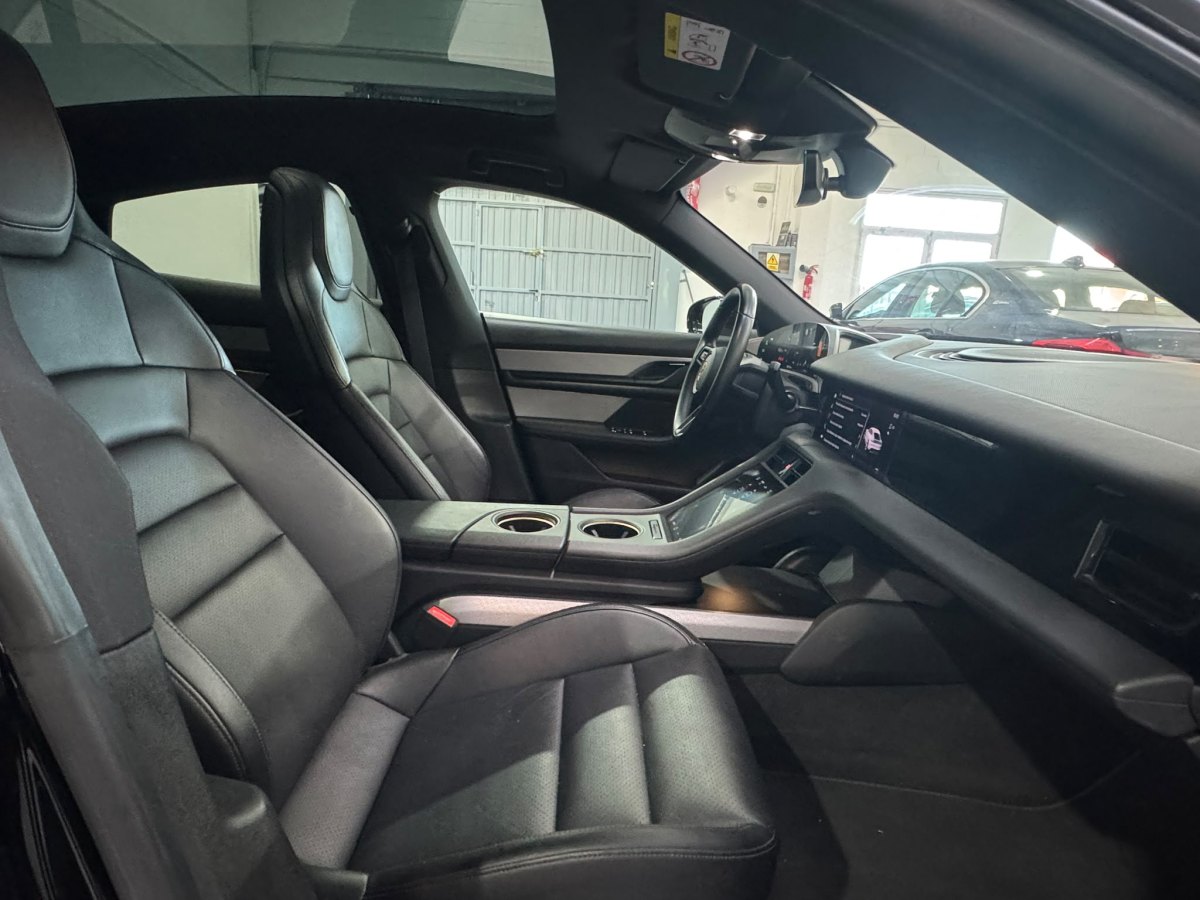 Porsche Taycan Automático 476 CV Taycan