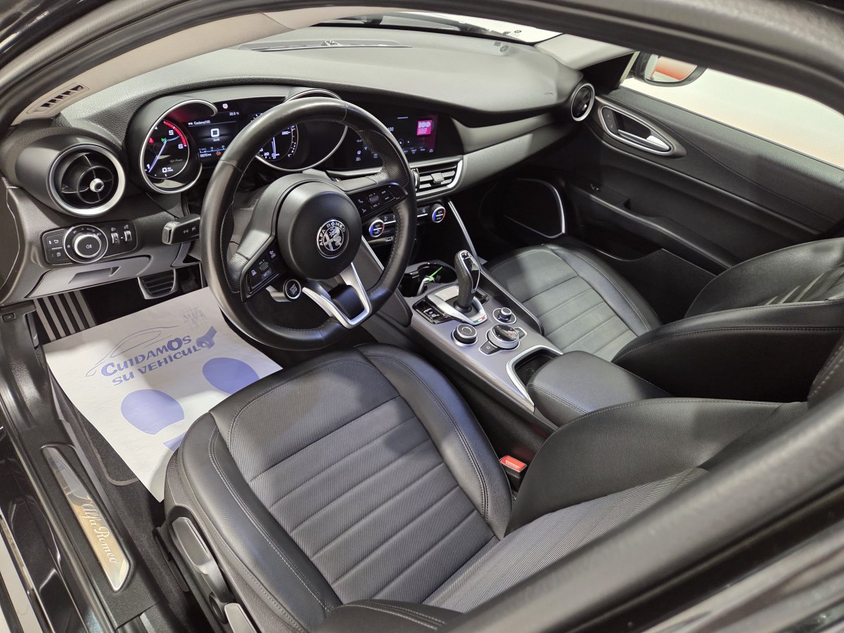 Alfa Romeo Giulia ALFA ROMEO GIULIA  2.2 TURBO DIESEL 190CV SPRINT AT8