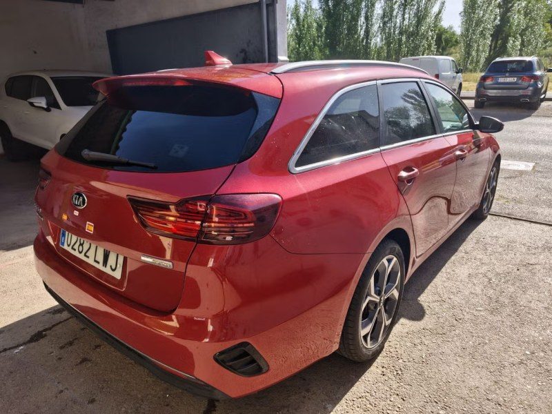 Kia Ceed Tourer Tourer 1.6 MHEV 100kW Tech DCT