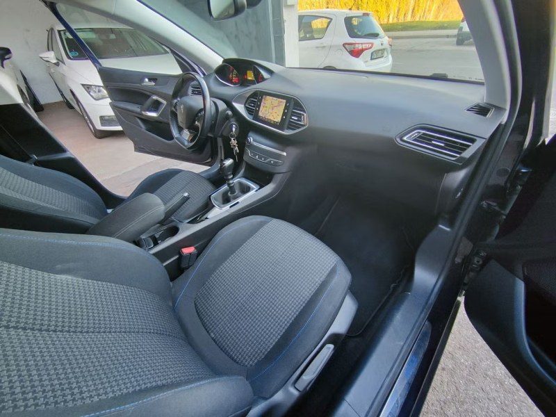 Peugeot 308 W Style BlueHDi 100 SS 6 Vel. MAN