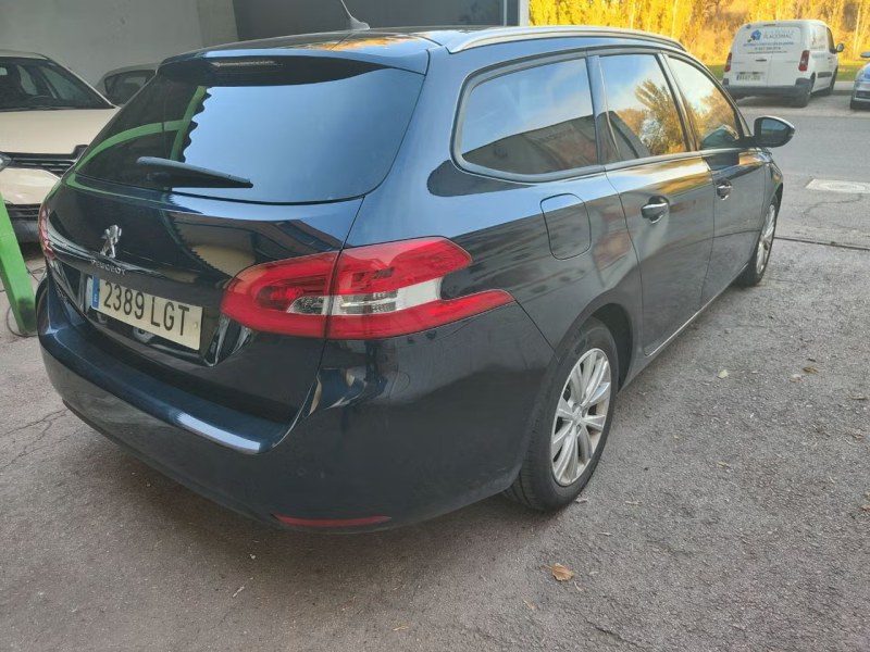 Peugeot 308 W Style BlueHDi 100 SS 6 Vel. MAN