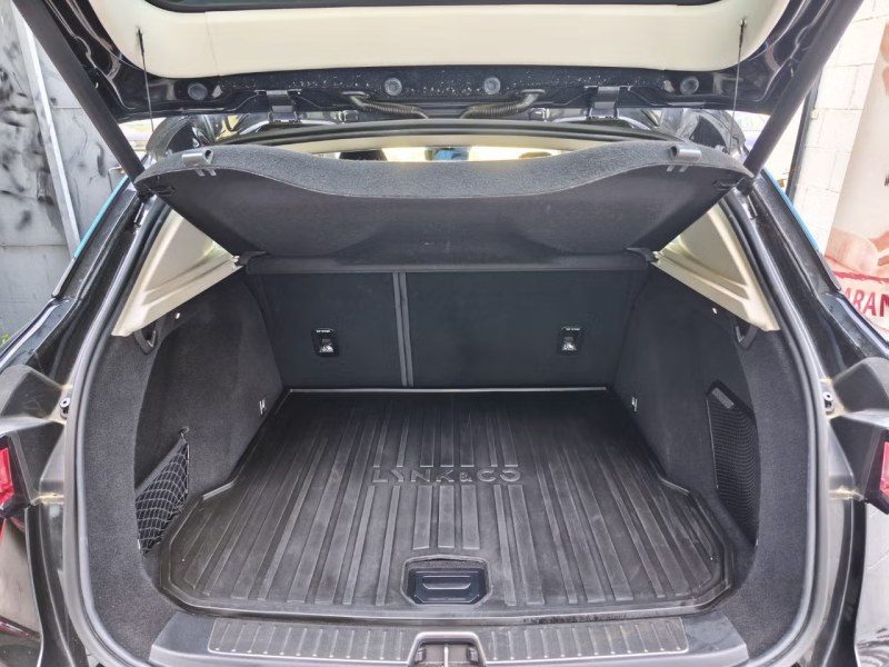 Lynk & Co 01 1.5 PHEV