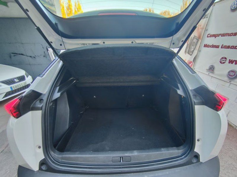 Peugeot 2008 Active BlueHDI 81kW 110CV