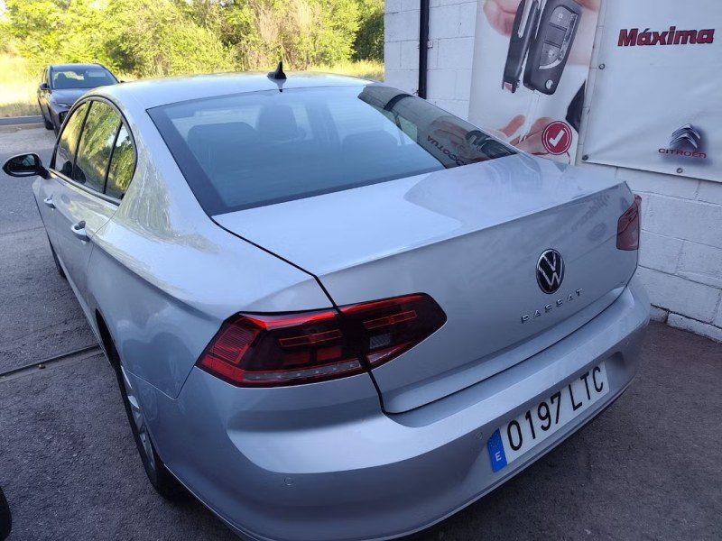 Volkswagen Passat Business 2.0 TDI 110kW 150CV