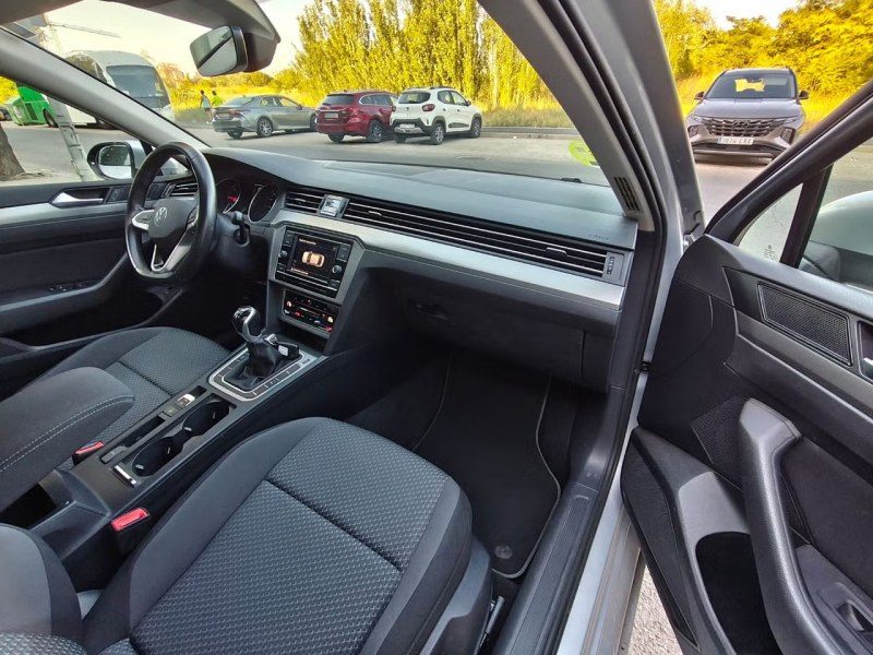 Volkswagen Passat Business 2.0 TDI 110kW 150CV
