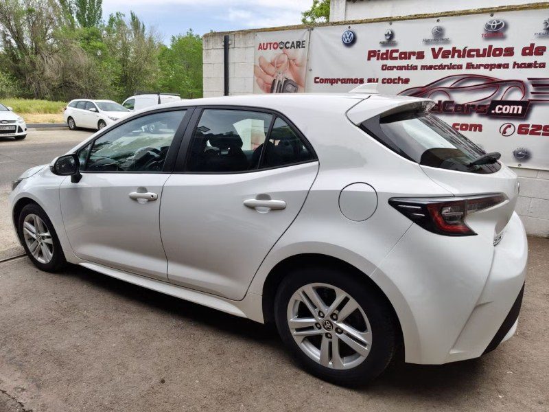 Toyota Corolla 1.8 125H BUSINESS ECVT