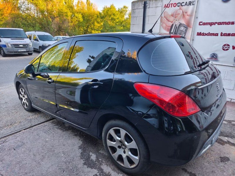 Peugeot 308 Nuevo 308 5p Access 1.6 eHDi 115