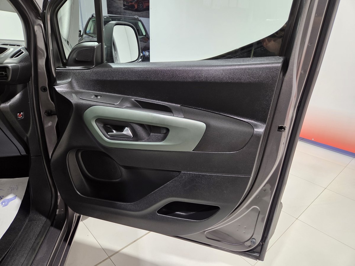 Citroen Berlingo 1.5 BlueHDi Automático M 130 CV