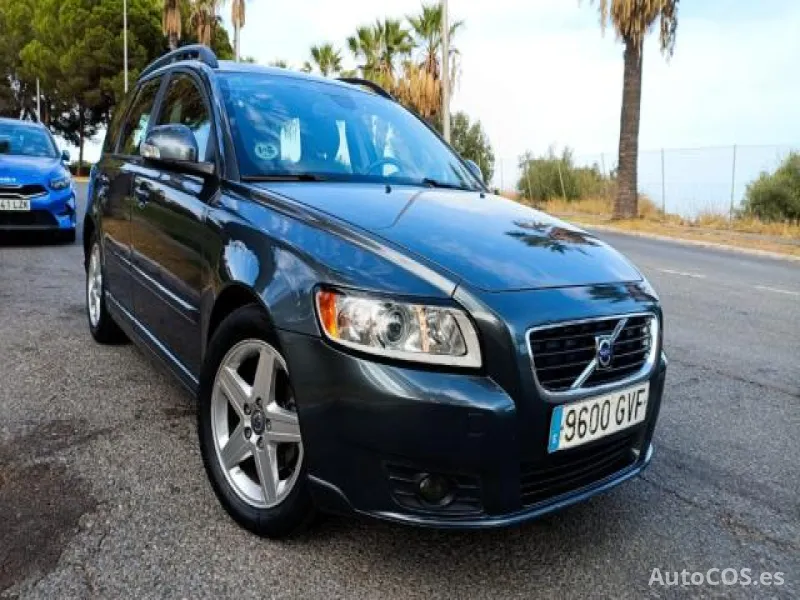 Volvo V50