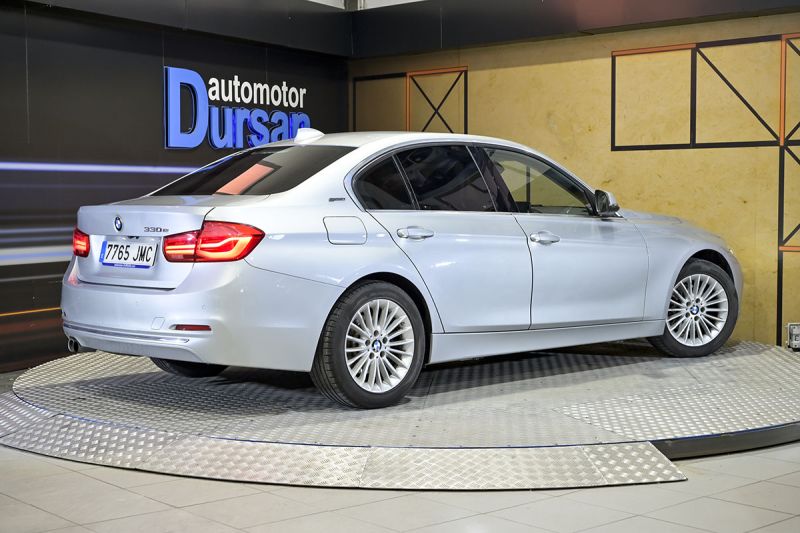 BMW 330 Serie 3 330e (2016) - foto 5