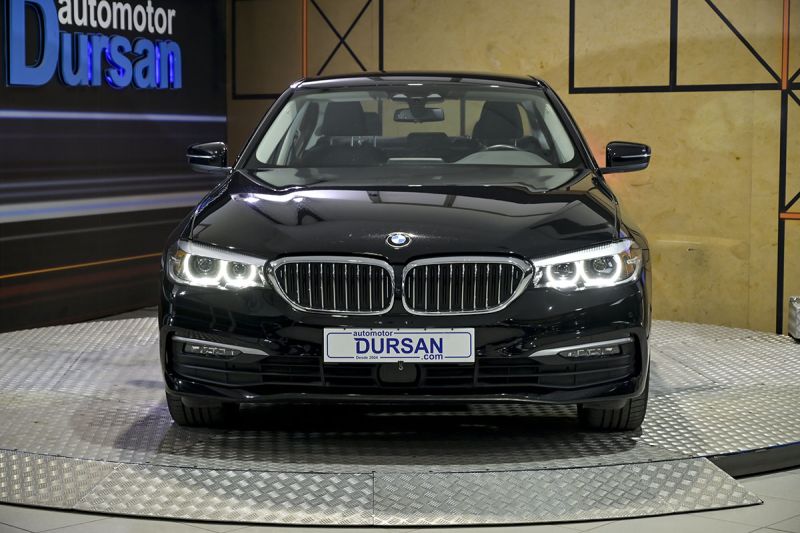 BMW 530 Serie 5 530e xDrive (2020) - foto 2