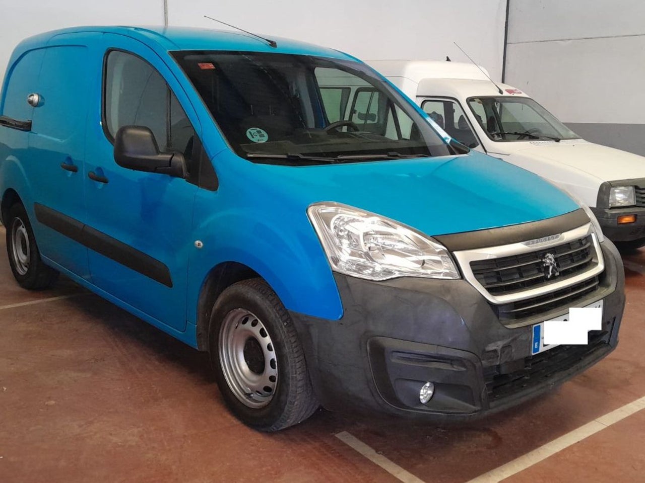 PEUGEOT Partner Furgon Confort PackL1 BlueHDi 55KW 75