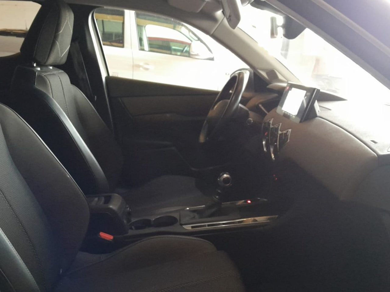 DS DS 3 Crossback PureTech 73 kW Manual SO CHIC