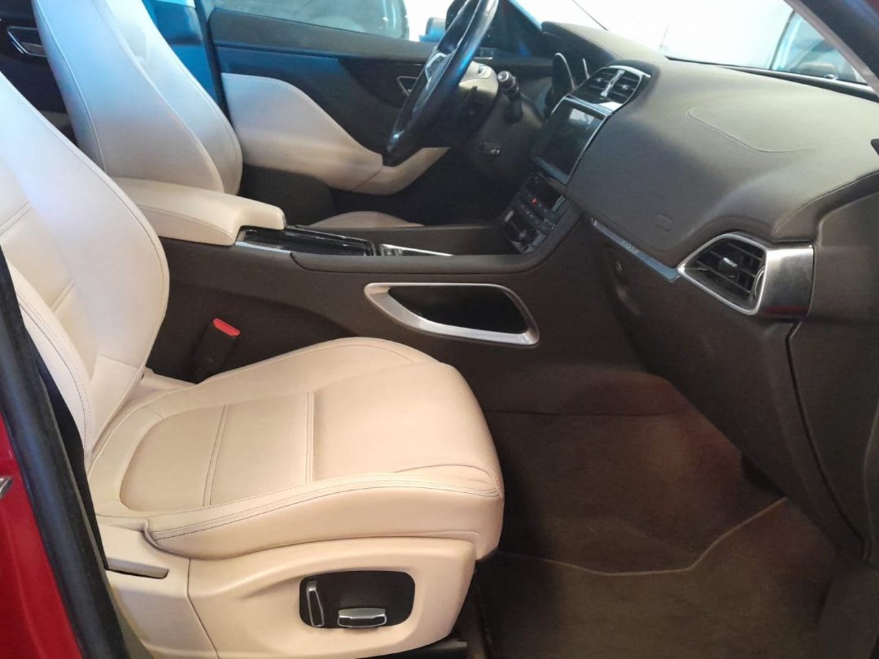 JAGUAR Fpace 2.0L i4D 177kW Prestige AWD Auto