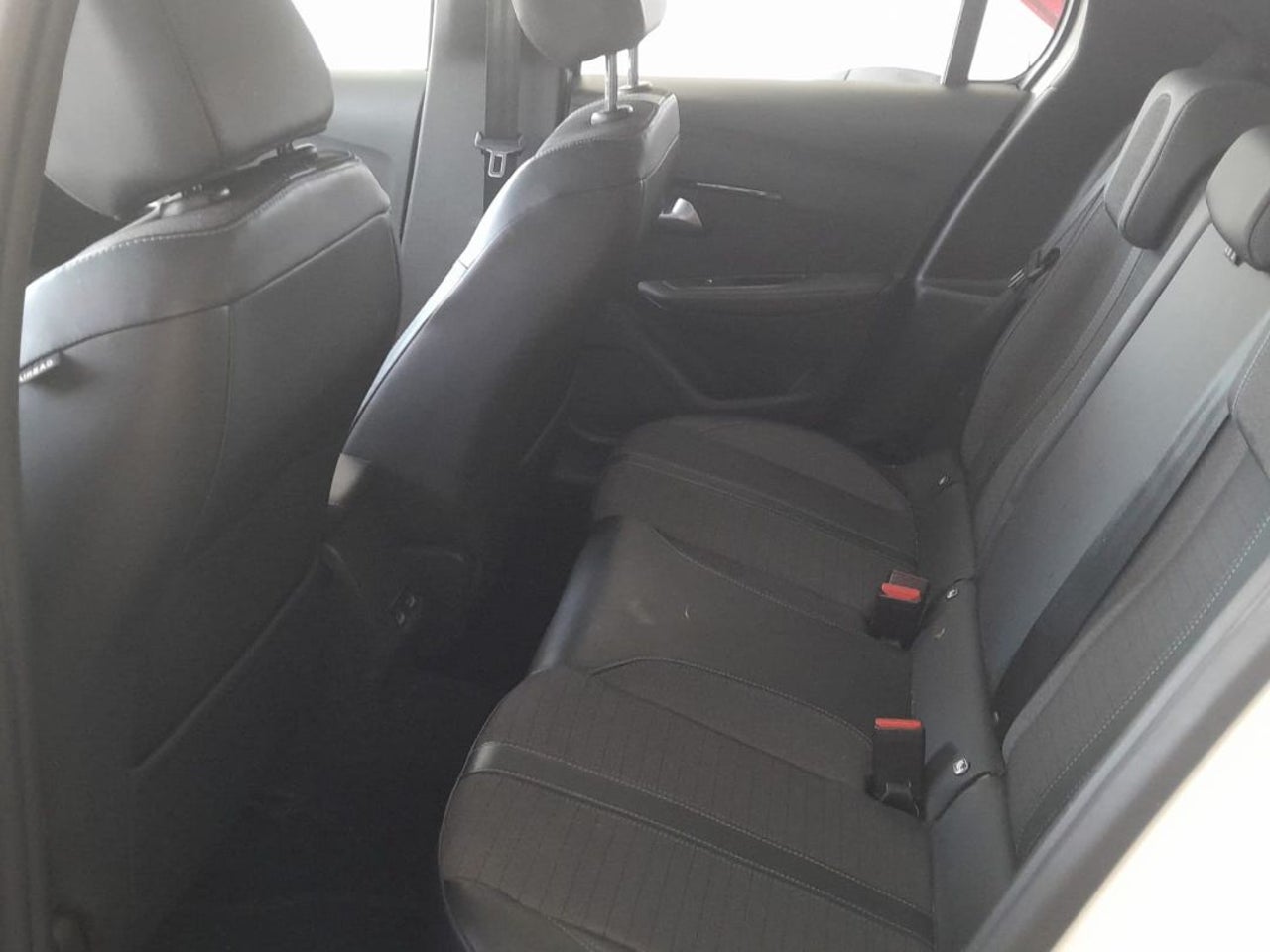 PEUGEOT 208 PureTech 73kW 100CV Allure