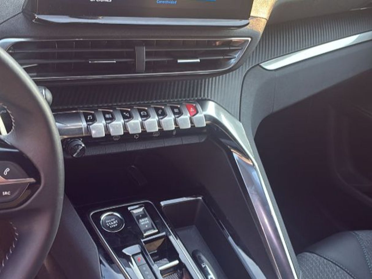PEUGEOT 5008 Hybrid 1.2 100KW Allure eDCS6