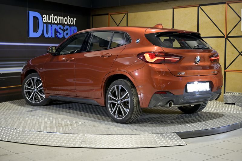 BMW X2 sDrive18i (2022) - foto 4