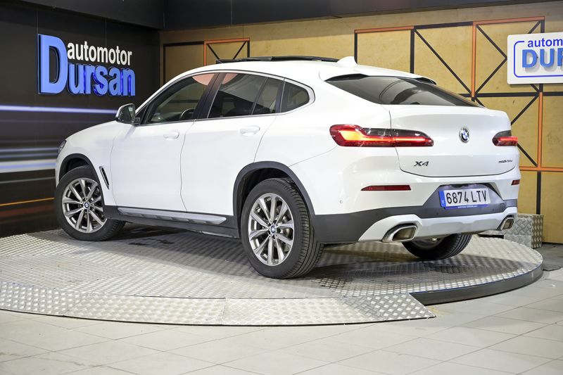 BMW X4 xDrive20d xLine (2021) - foto 4