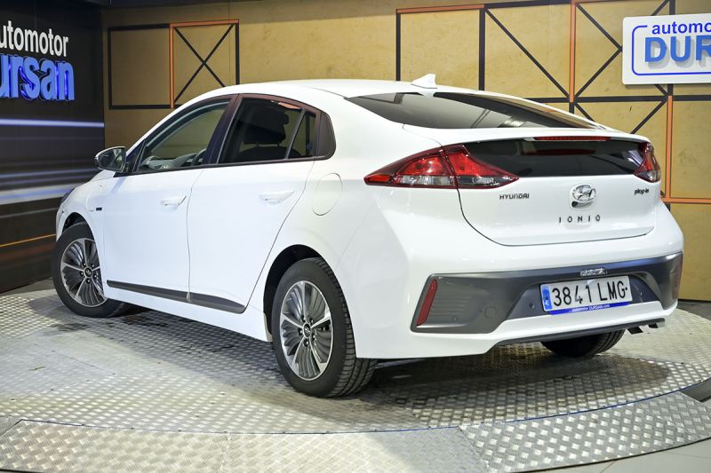 Hyundai Ioniq 1.6 GDI PHEV DCT – 5 plazas – Arganda del Rey - foto 4