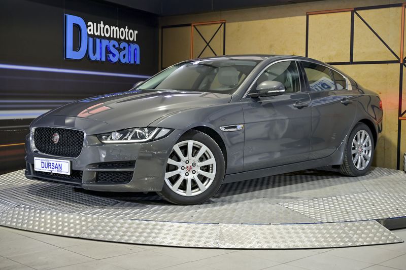 Jaguar XE 2.0 AJ200D Diesel RWD 180cv XEPure (2016)